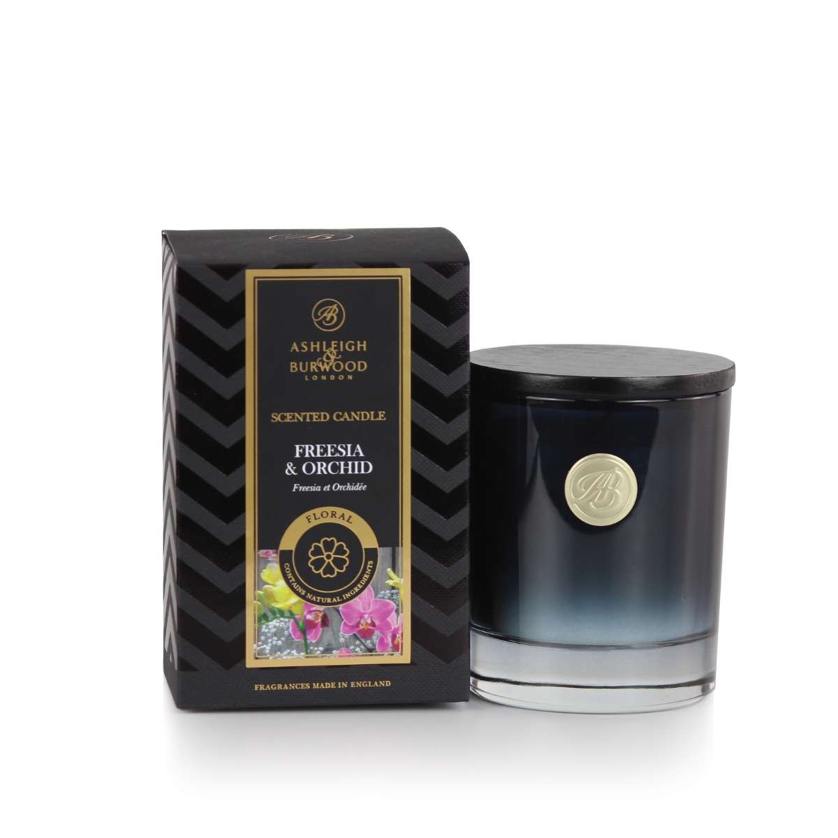Freesia & Orchid Signature Collection 140 g Duftkerze mit elegantem schwarzen Holzdeckel